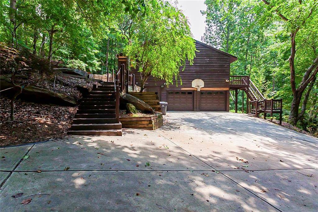Roswell, GA 30076,110 Lake Top CT