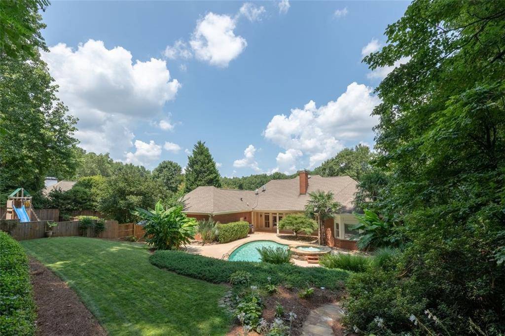 Stone Mountain, GA 30087,5895 MILLSTONE LN