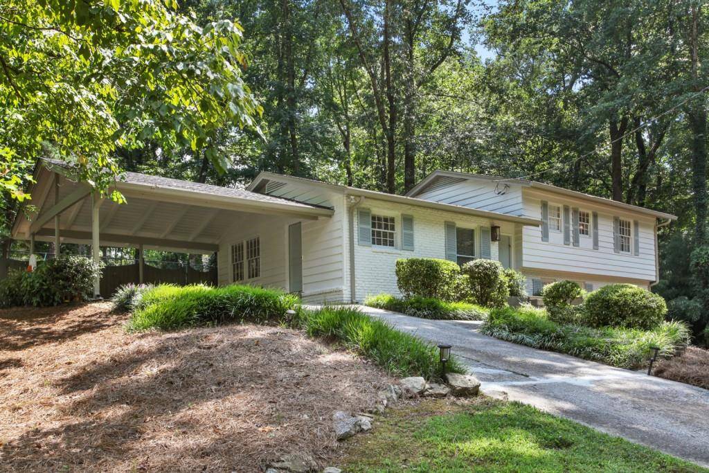 Sandy Springs, GA 30328,90 Bonnie LN