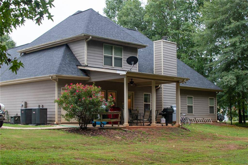 Hoschton, GA 30548,98 Suzie LN