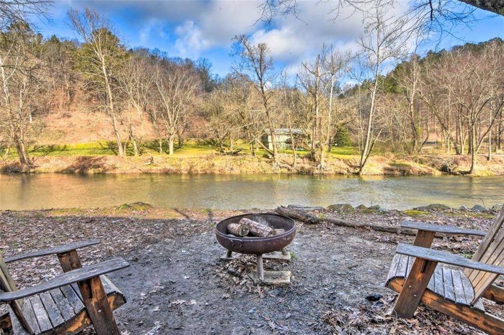 Ellijay, GA 30540,40 Holiday CT