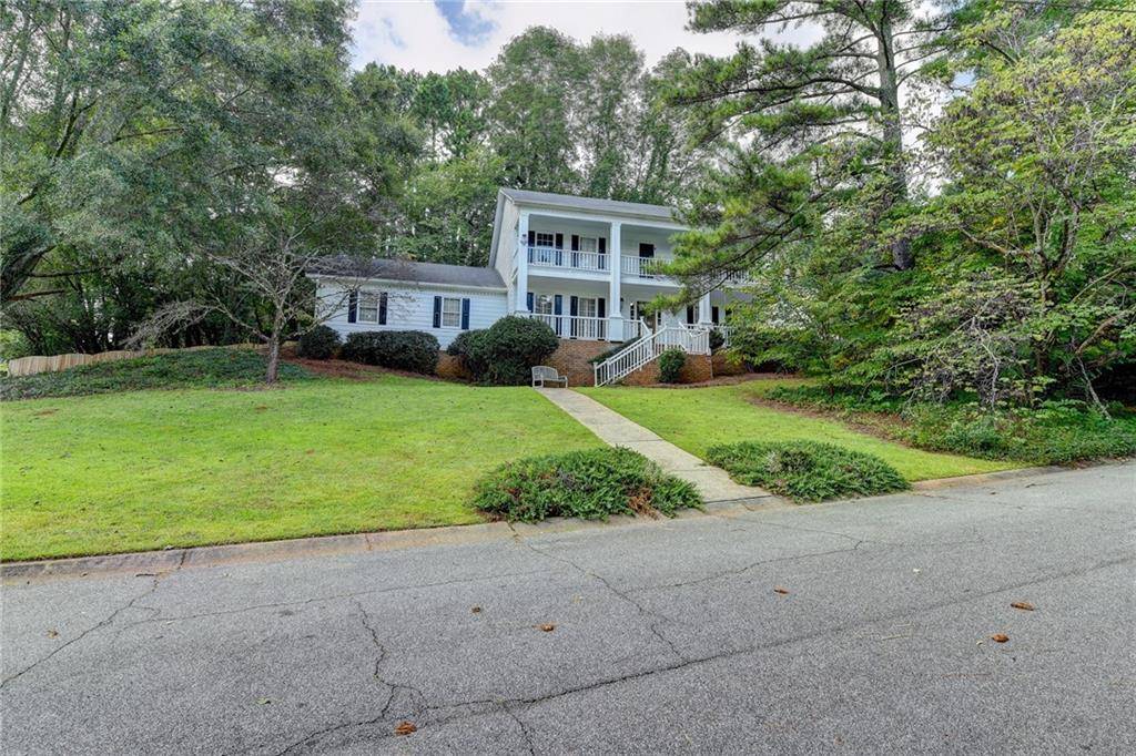 Tucker, GA 30084,924 MILLBROOK CT