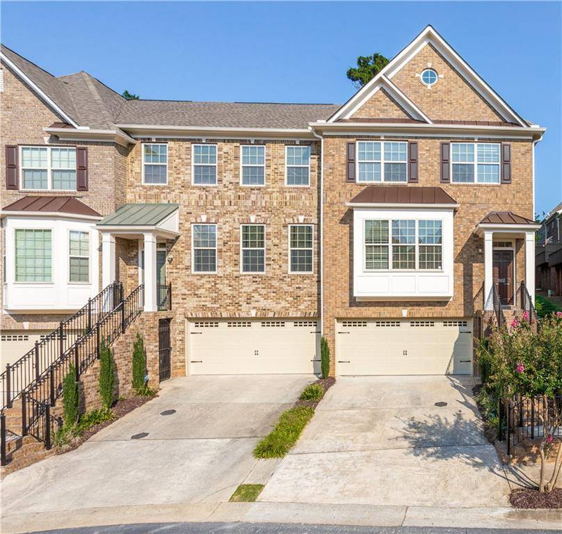 Roswell, GA 30075,3002 Manchester CIR