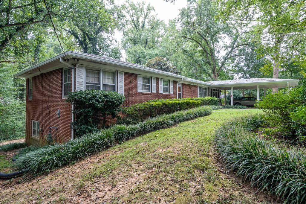 Atlanta, GA 30341,3083 Henderson Mill RD