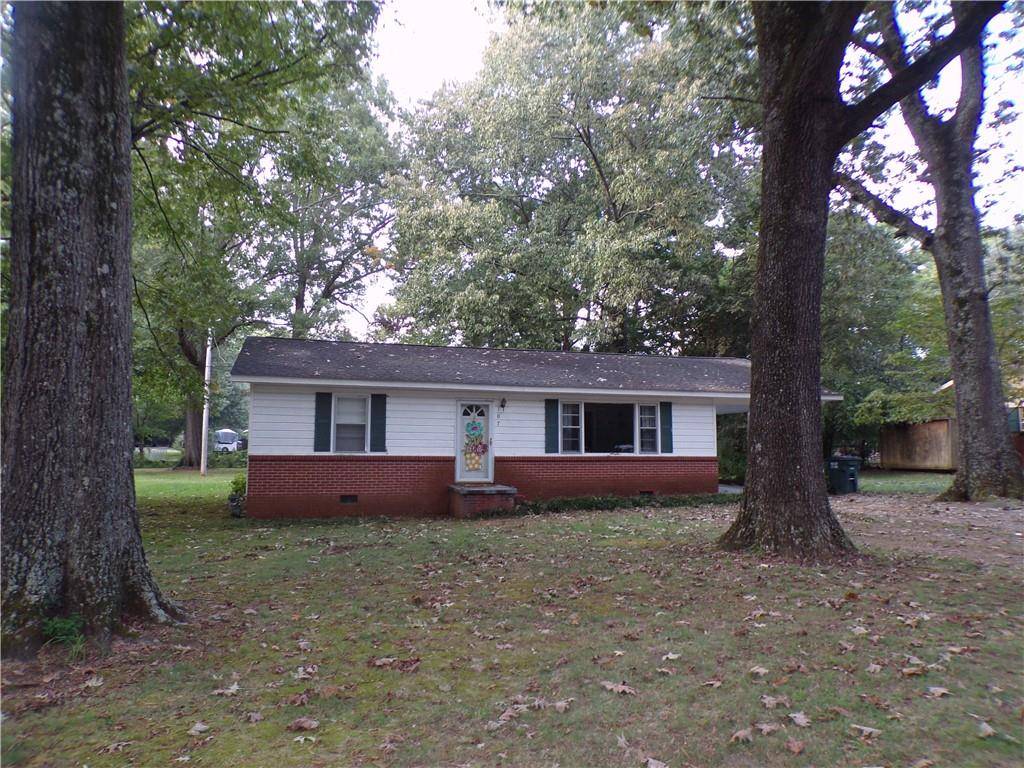 Calhoun, GA 30701,107 Azalea DR