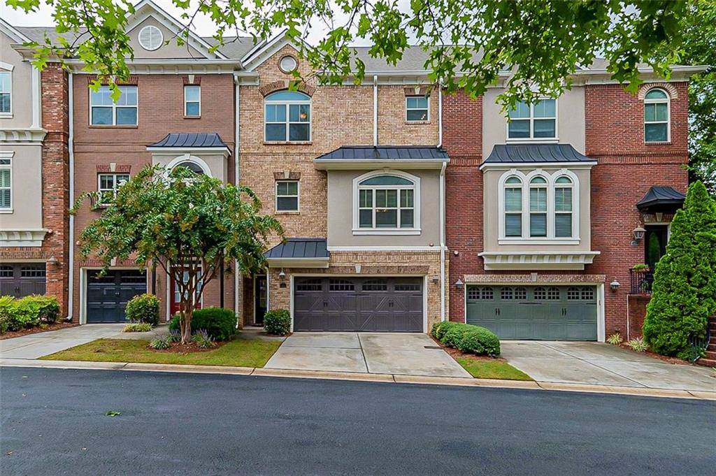 Atlanta, GA 30328,940 DELARONDE CT