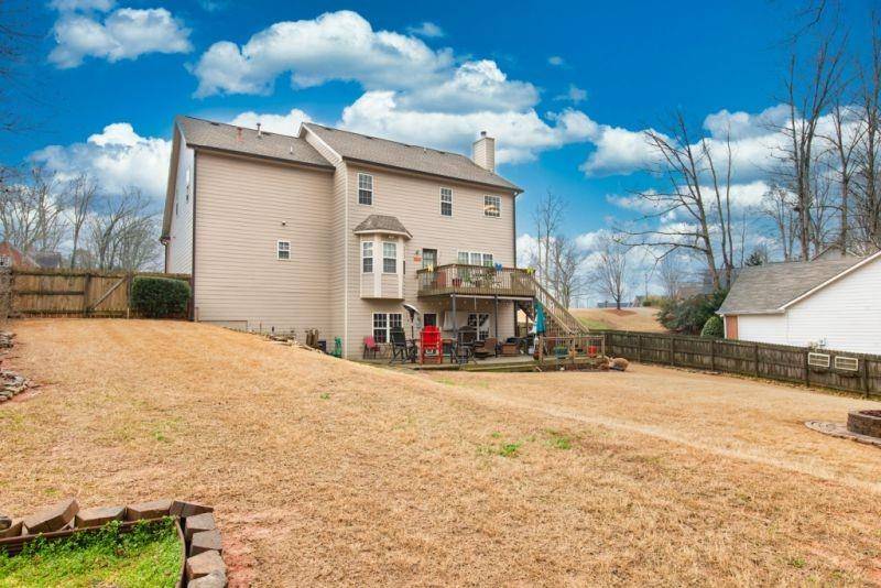 Flowery Branch, GA 30542,6198 Saddlehorse DR