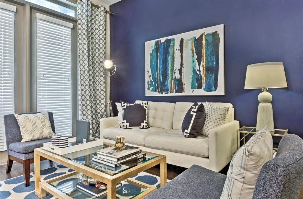 Sandy Springs, GA 30342,4600 Roswell RD #121