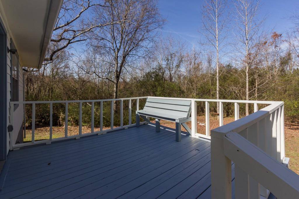 Porterdale, GA 30233,1 Rose ST