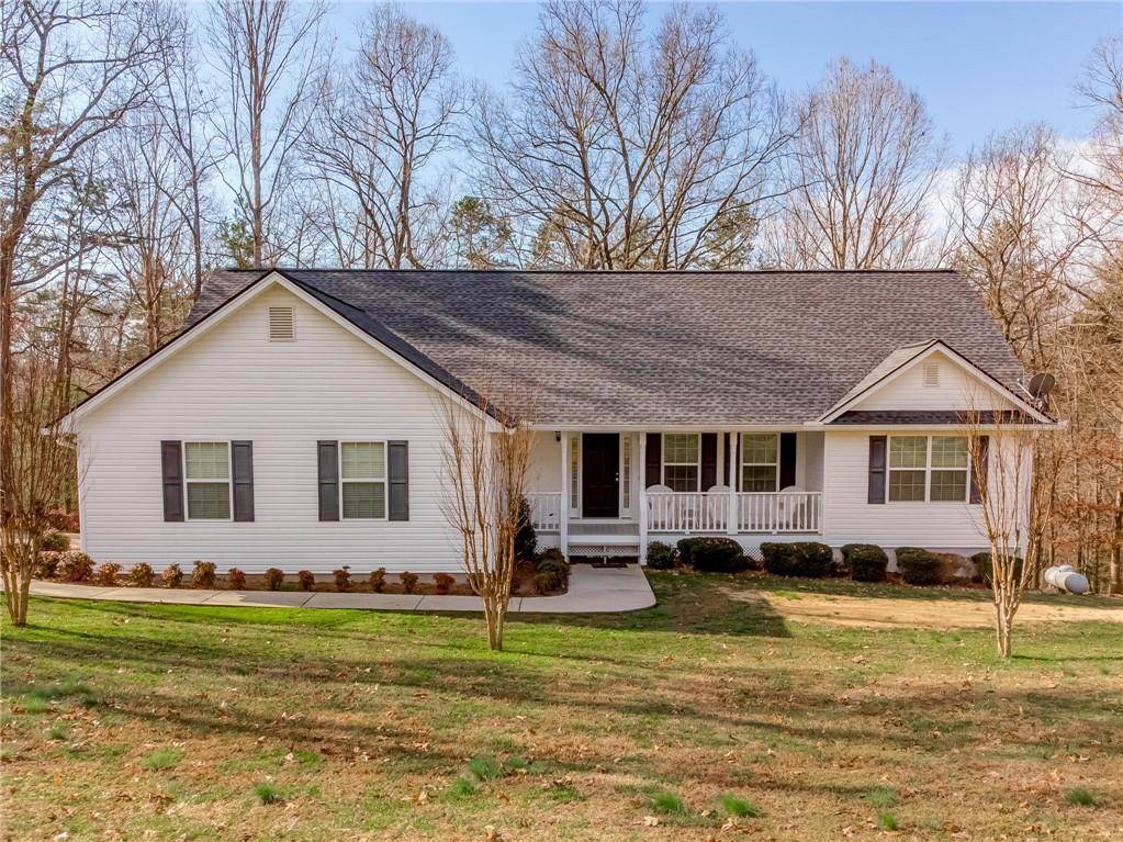 Dahlonega, GA 30533,81 Old Oak WAY