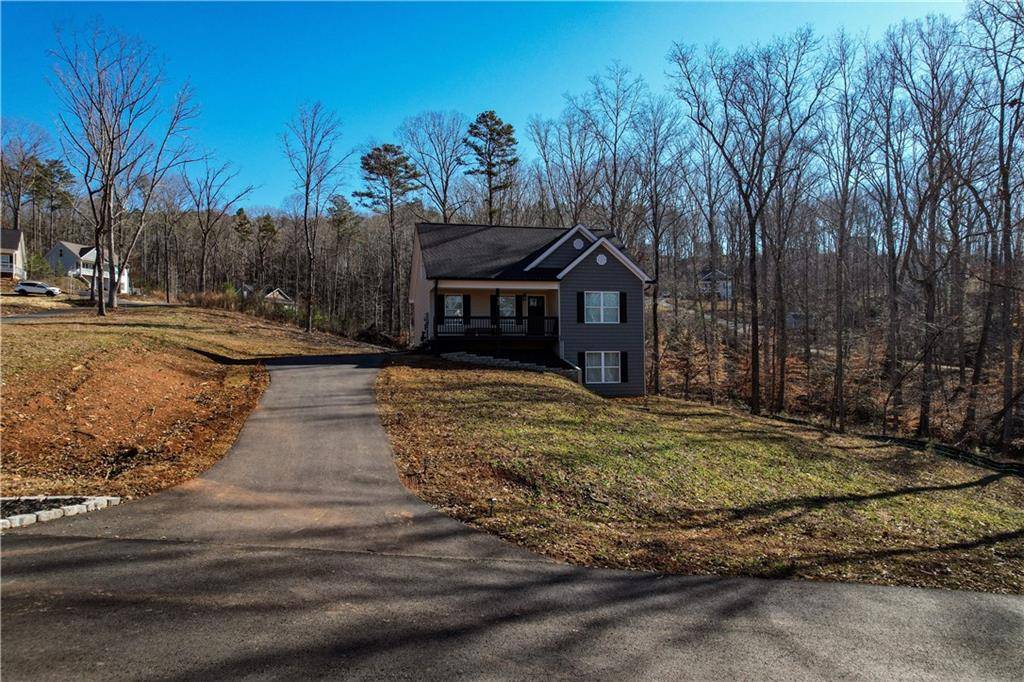 Dahlonega, GA 30533,320 Estate DR