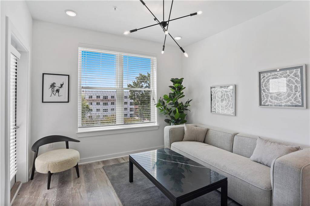 Atlanta, GA 30354,525 Parkway DR NE #505