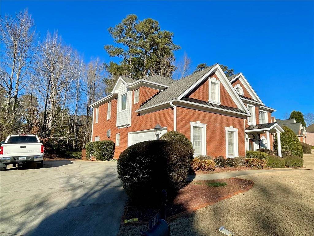 Alpharetta, GA 30022,905 Carters Grove TRL