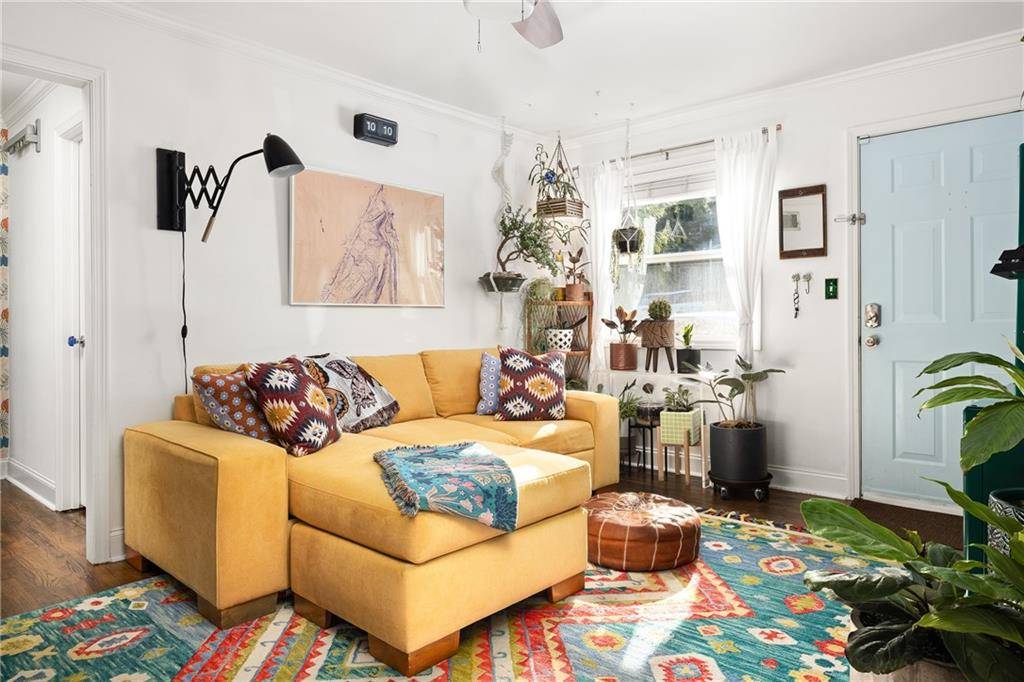 Atlanta, GA 30307,1067 Alta AVE NE #15