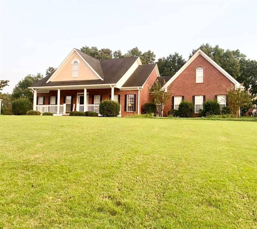 Villa Rica, GA 30180,9067 Knotty Pine Trail