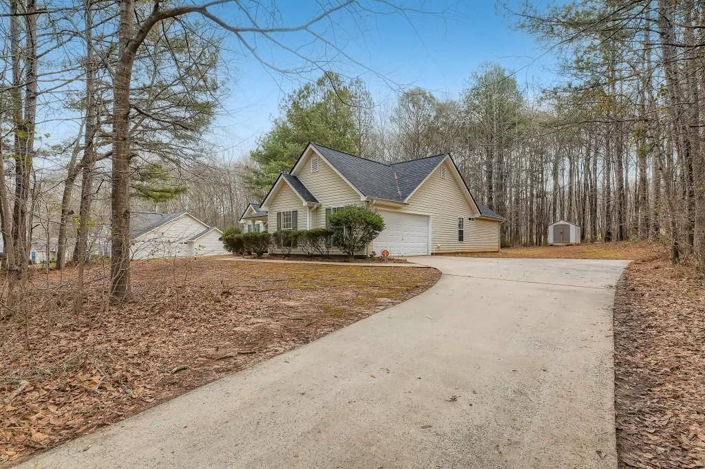 Newnan, GA 30263,75 Applewood CIR