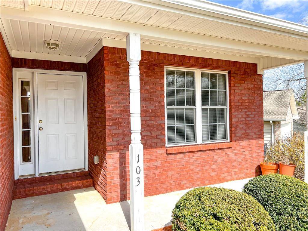 Demorest, GA 30535,103 Brasstown LN