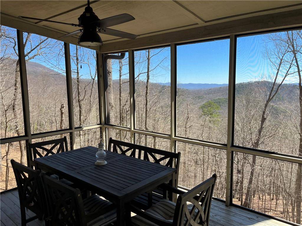 Ellijay, GA 30536,1228 Walnut RDG