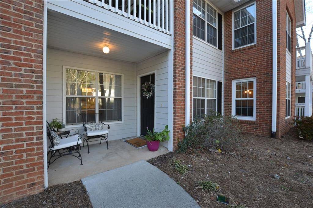 Roswell, GA 30076,318 STREAMSIDE DR