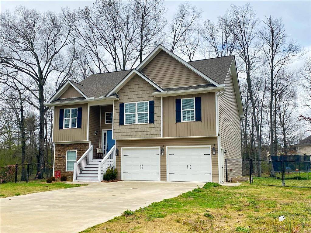 Calhoun, GA 30701,370 Wildwood CIR SE