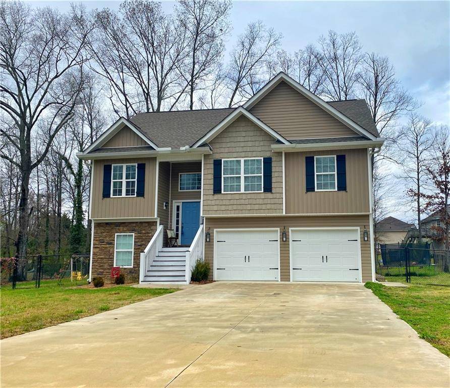 Calhoun, GA 30701,370 Wildwood CIR SE