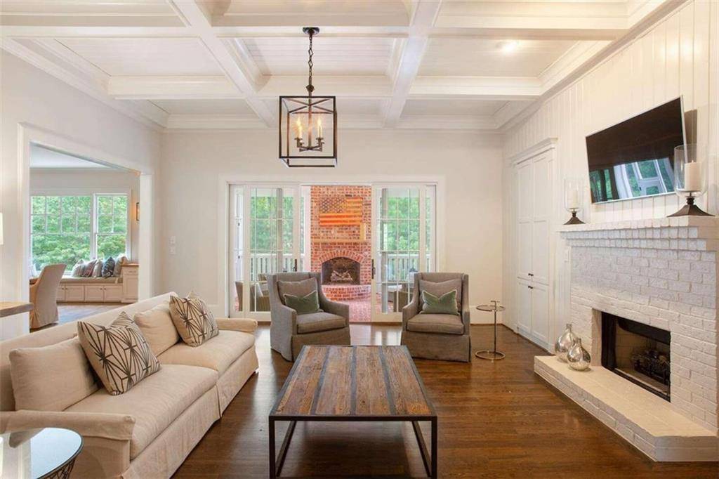 Milton, GA 30004,885 Crabapple Hill