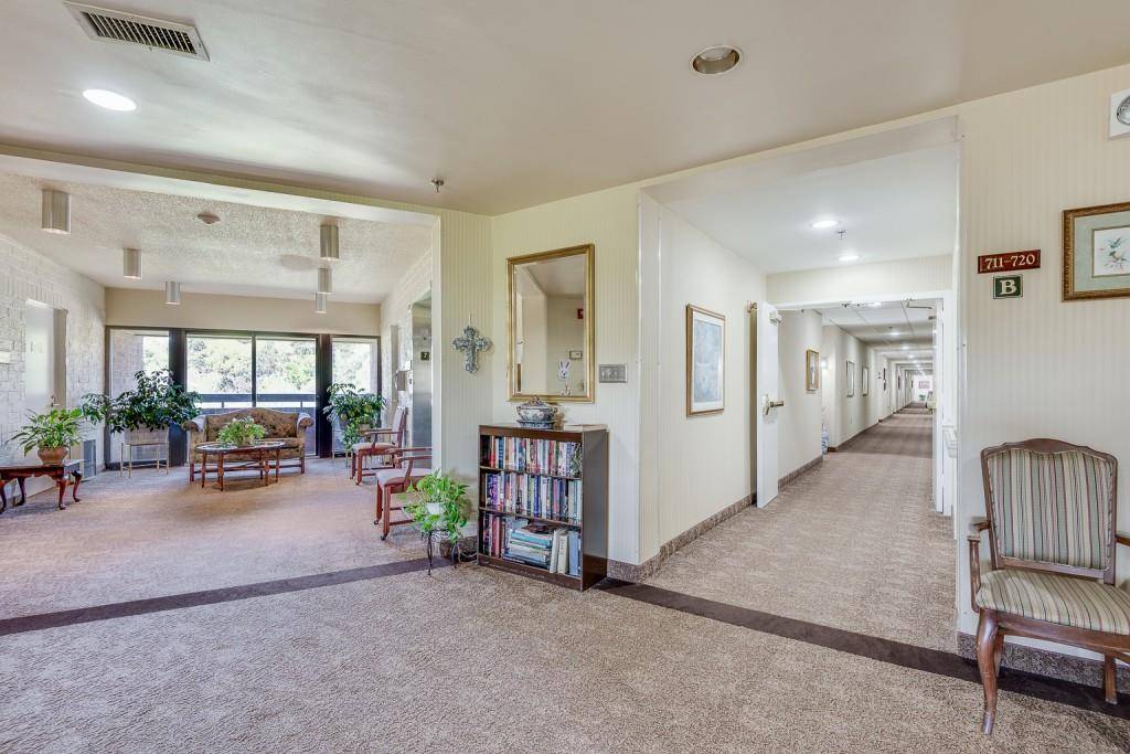 Decatur, GA 30033,1800 Clairmont LK #718