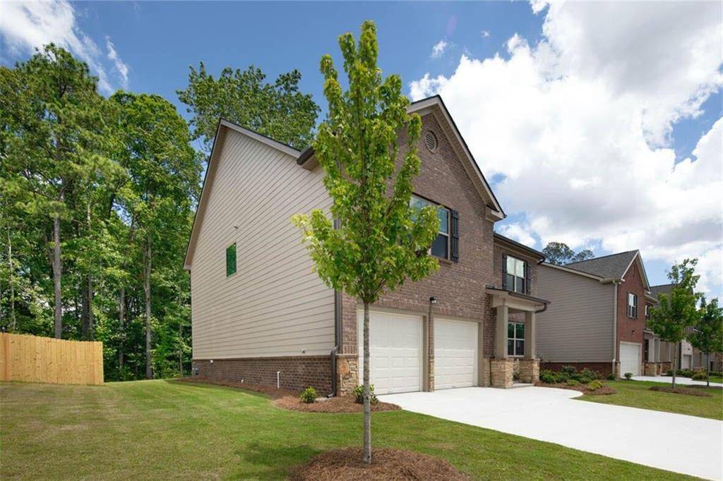 Loganville, GA 30052,689 AZALEA BLOOM DR