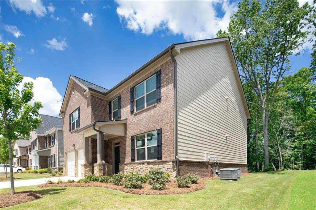 Loganville, GA 30052,689 AZALEA BLOOM DR