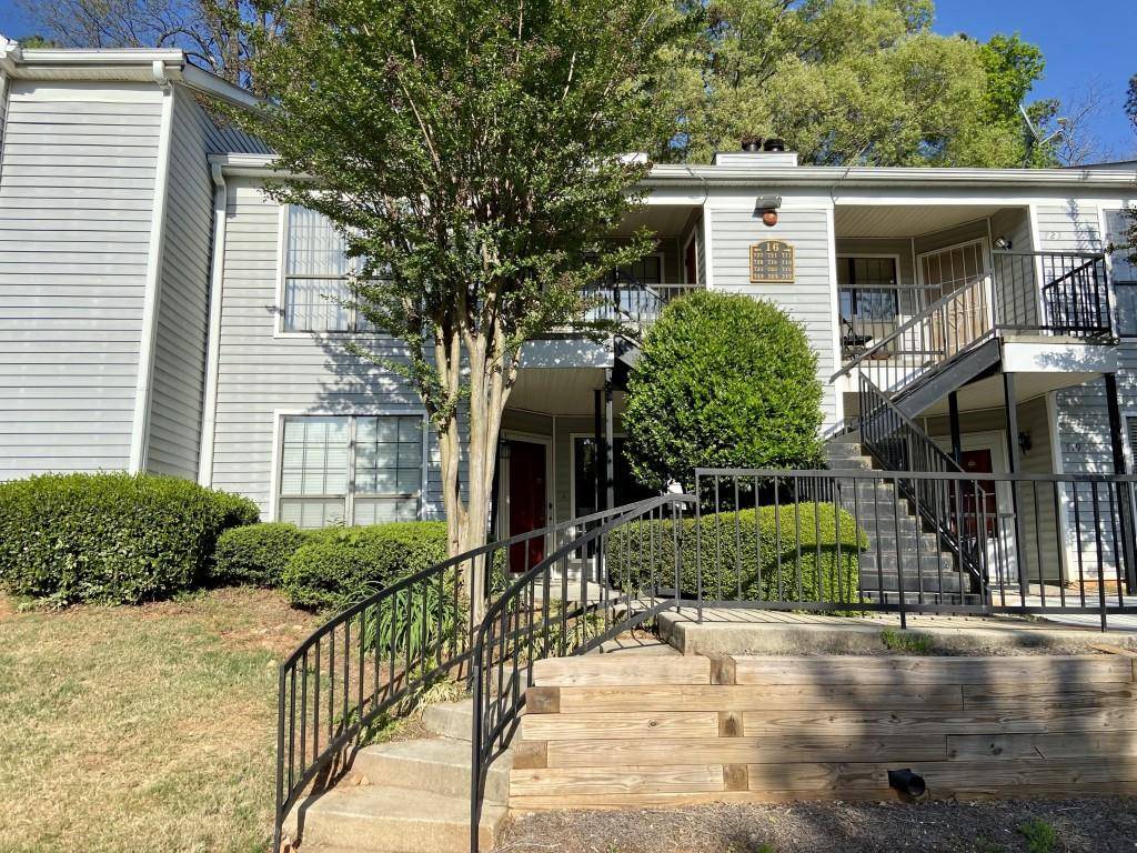 Stone Mountain, GA 30083,721 Windchase LN