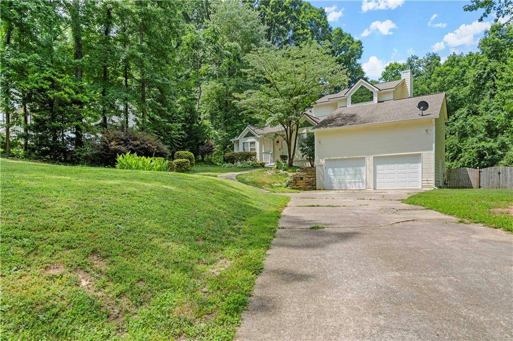 Sugar Hill, GA 30518,5840 Swan WALK