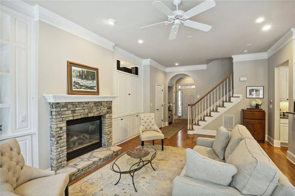 Dunwoody, GA 30338,1217 Village Terrace CT