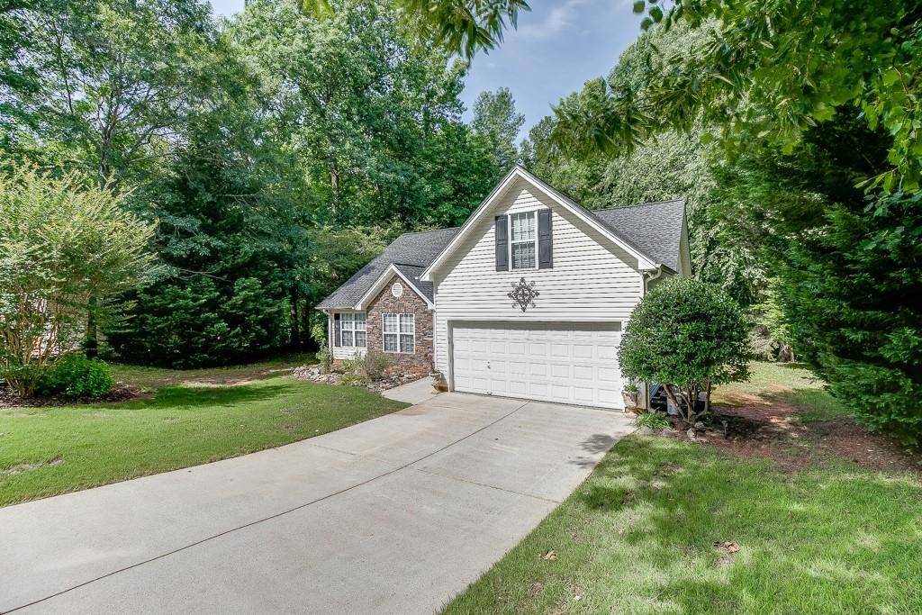 Winder, GA 30680,1003 English Oak LN