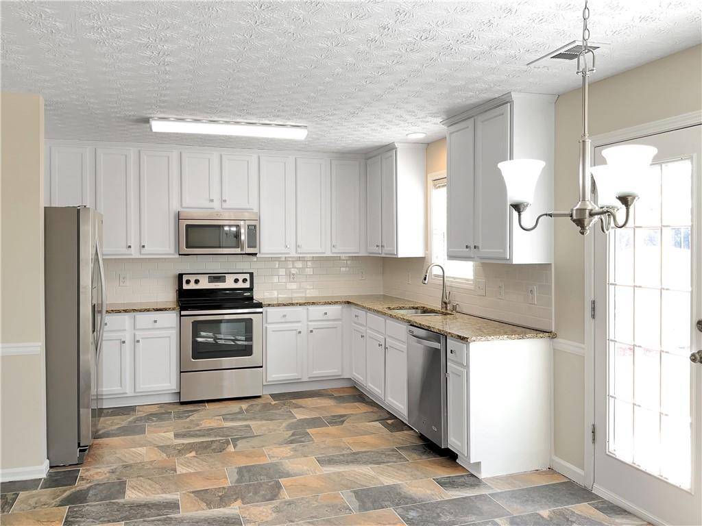 Loganville, GA 30052,3213 WATSON WOODS WAY