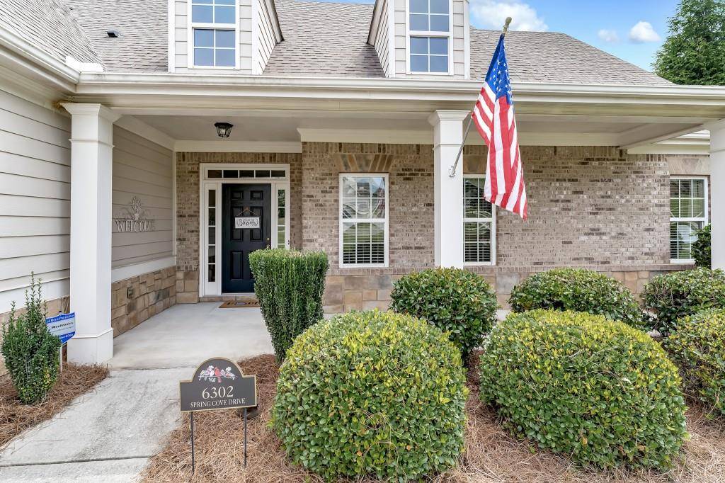 Flowery Branch, GA 30542,6302 Spring Cove DR