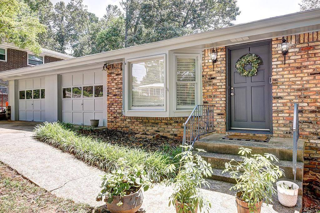 Smyrna, GA 30082,3885 Honeysuckle DR SE