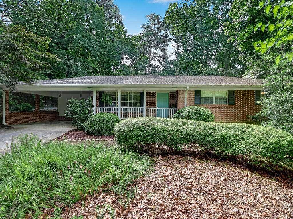 Gainesville, GA 30501,387 Hollywood Circle CIR NW