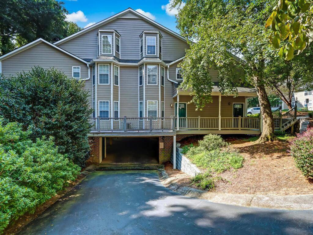 Atlanta, GA 30338,4501 Pineridge CIR #4501