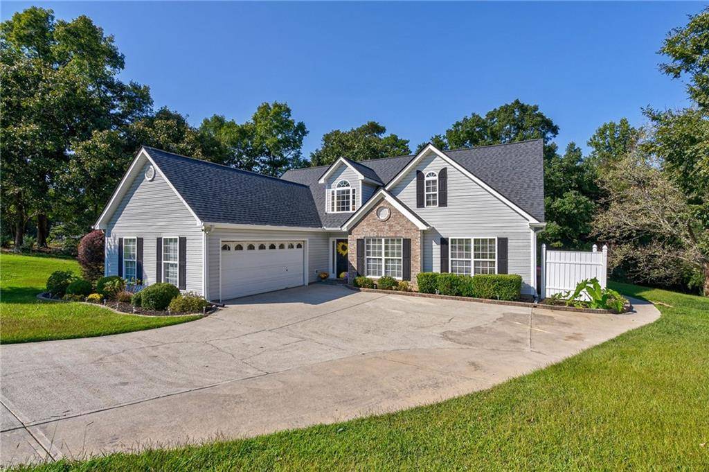 Flowery Branch, GA 30542,7124 Litany CT