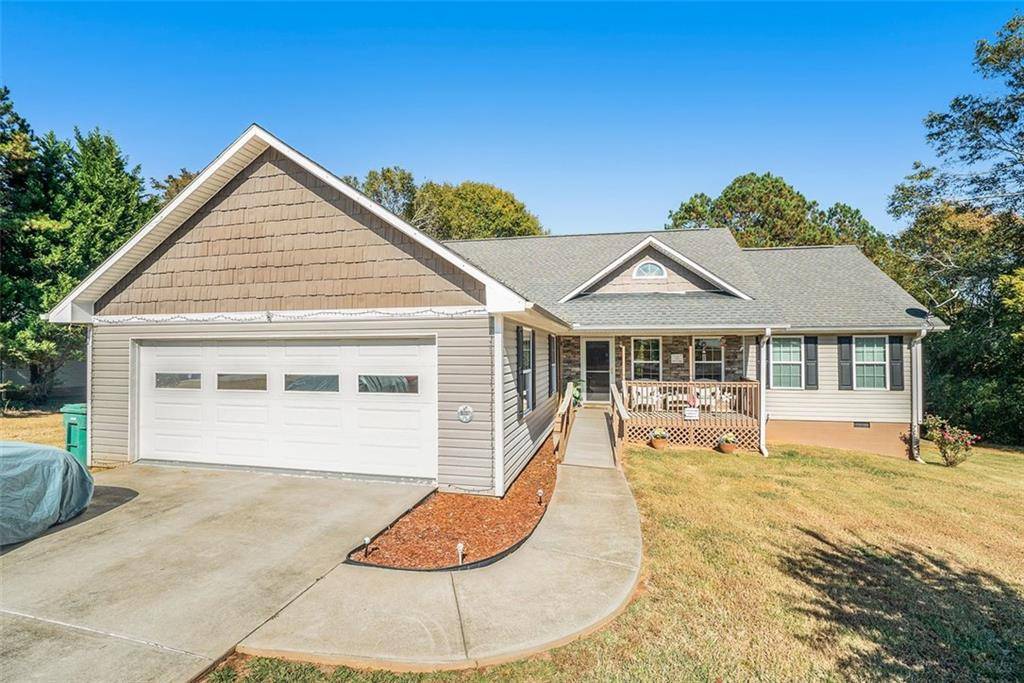 Lavonia, GA 30553,14 ZACKERY CIR