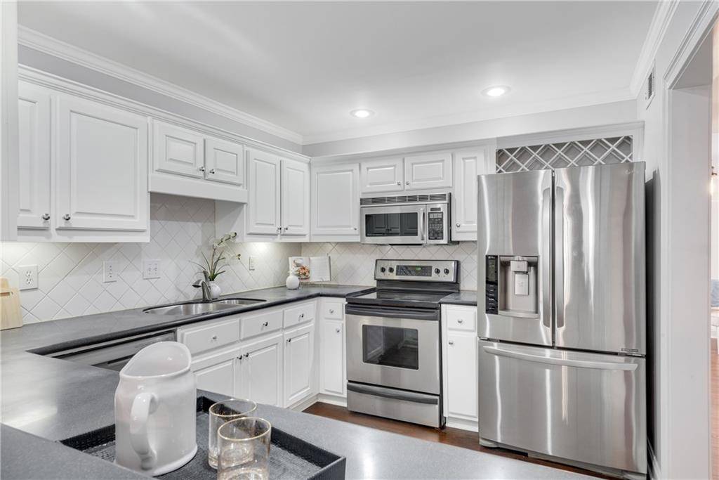 Atlanta, GA 30307,1634 Ponce De Leon AVE NE #201