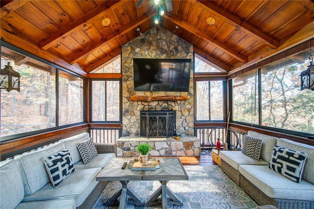 Blue Ridge, GA 30513,278 Green Ridge RD