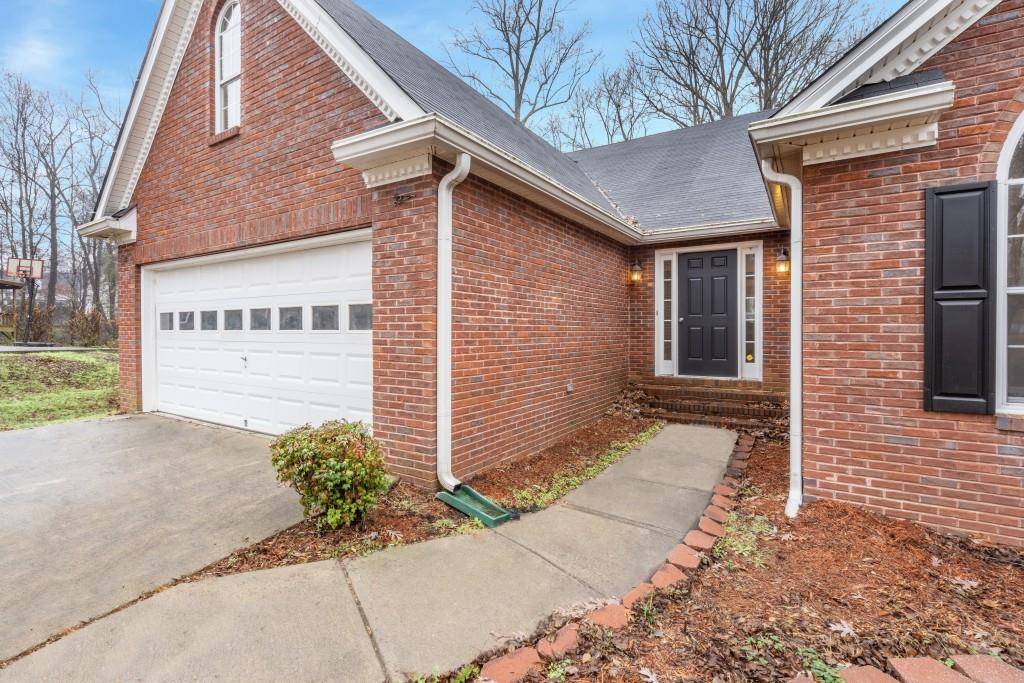 Villa Rica, GA 30180,317 Hickory Pointe CT