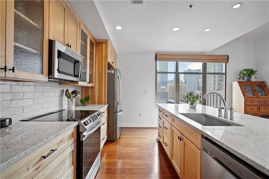 Atlanta, GA 30308,565 Peachtree ST NE #1204