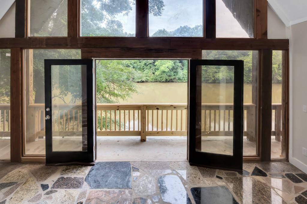 Juliette, GA 31046,621 Old River RD