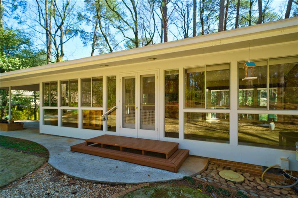 Sandy Springs, GA 30328,285 River Valley RD