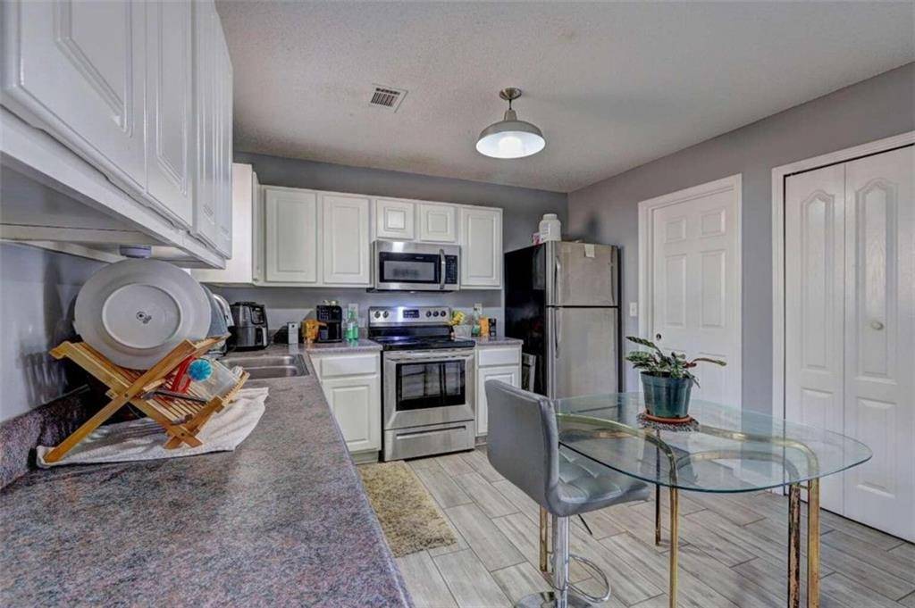 Lithonia, GA 30058,768 Hillandale LN