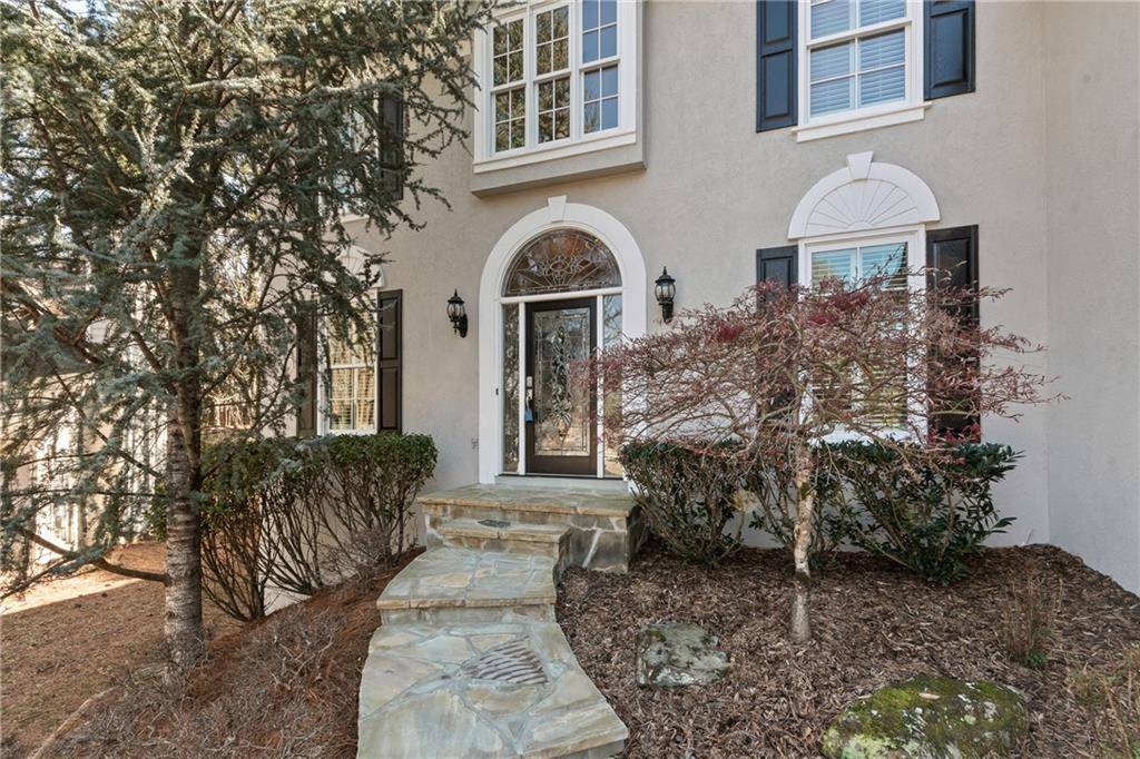 Roswell, GA 30076,950 CLUB CHASE CT