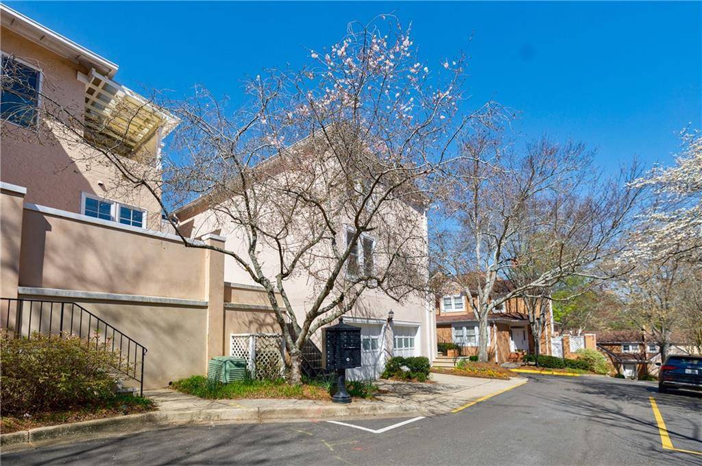 Atlanta, GA 30307,39 Lullwater Estate NE
