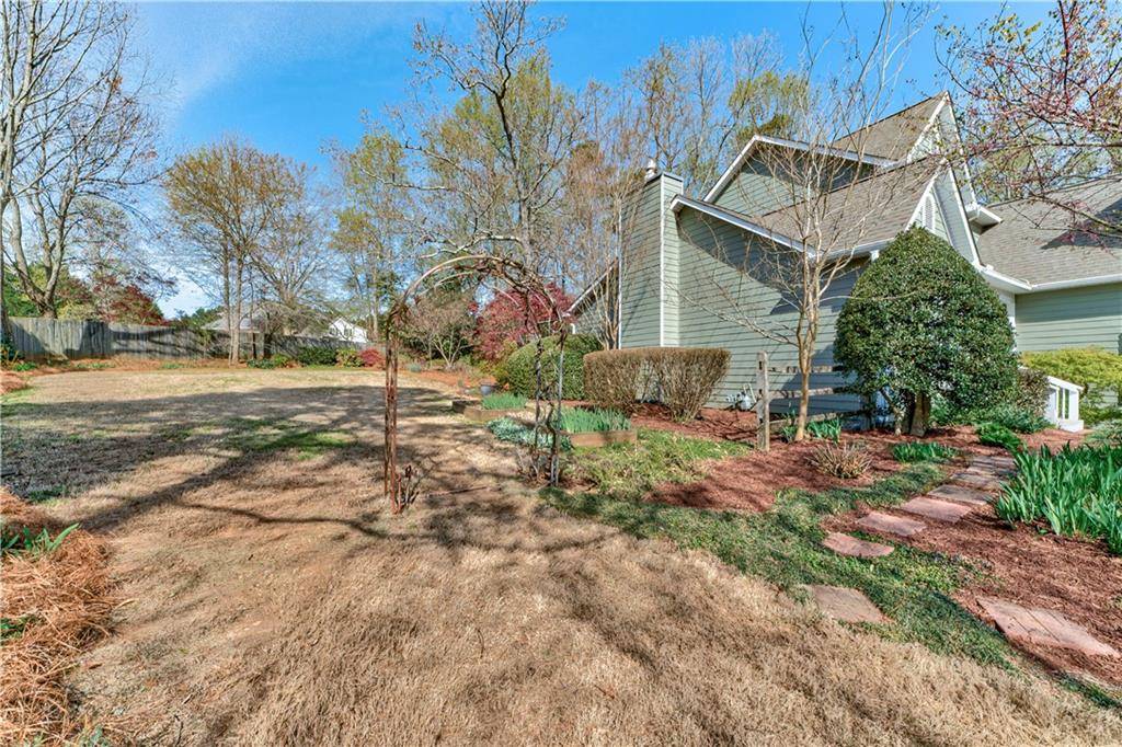 Buford, GA 30519,2273 Silver Fox LN